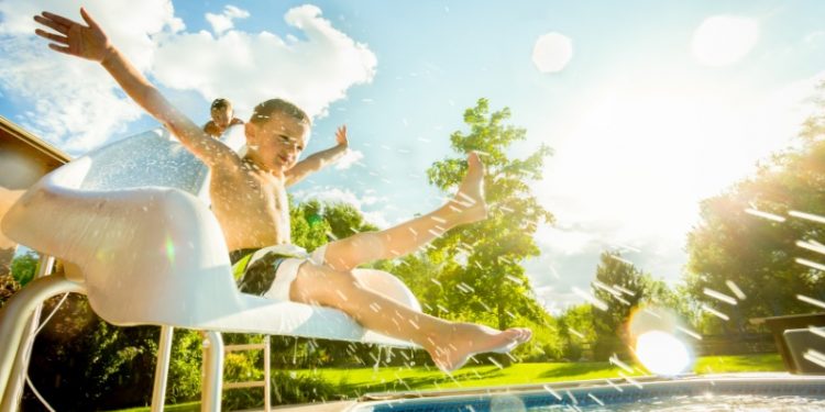 Pool Rutsche selber bauen