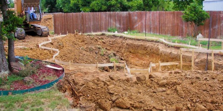 Anleitung: Pool Umrandung selber bauen – Praktische Tipps