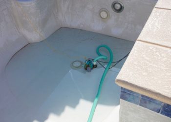 Professionelle Poolwasser Entsorgung in Berlin