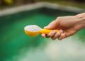 Poolwasser grün Hausmittel: Natürliche Lösungen für ein klares Poolerlebnis