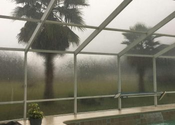 Ratgeber-Poolüberdachungen: Die perfekte Überdachungslösung für Ihren Pool finden